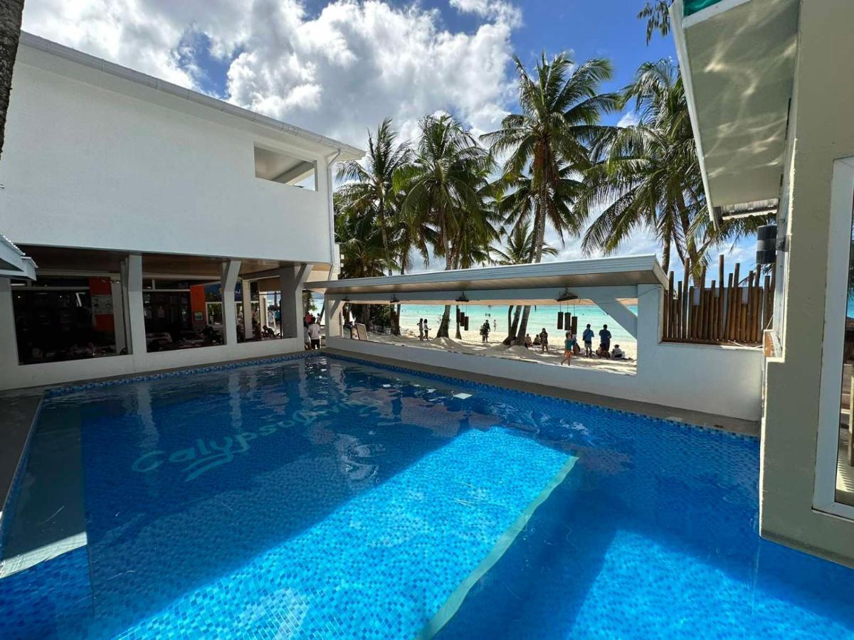 Calypso Beach And Dive Resort Manoc-Manoc Eksteriør bilde