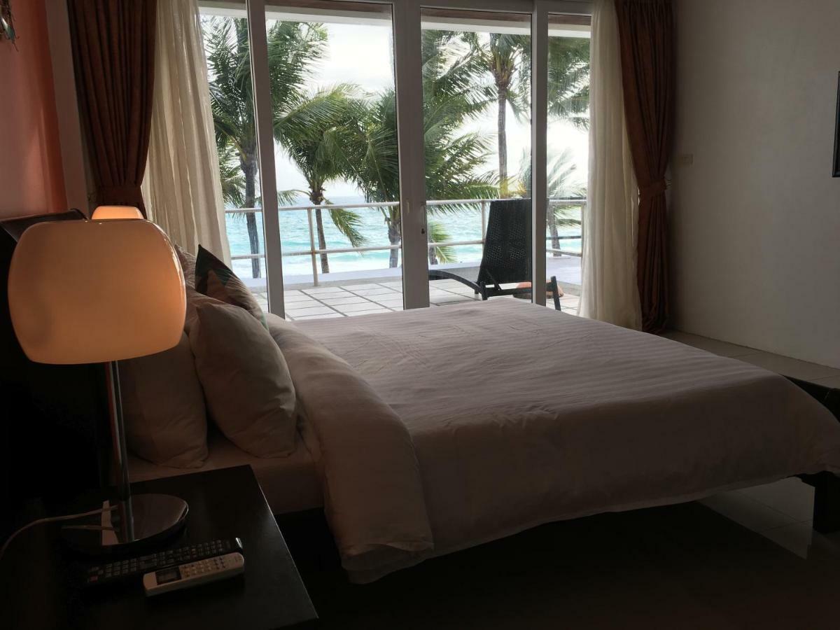 Calypso Beach And Dive Resort Manoc-Manoc Eksteriør bilde