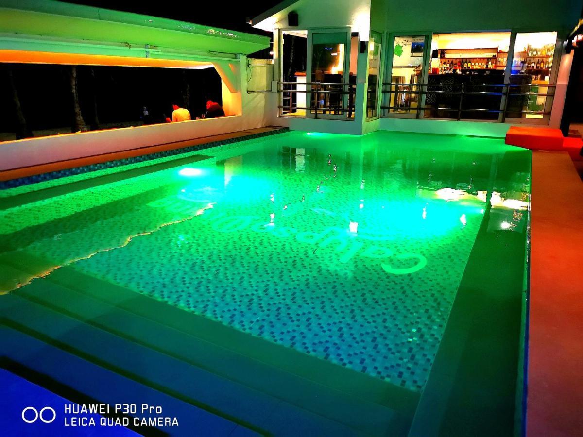 Calypso Beach And Dive Resort Manoc-Manoc Eksteriør bilde